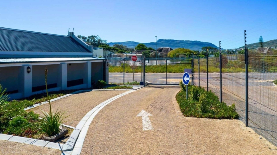 2 Bedroom Property for Sale in Capri Western Cape